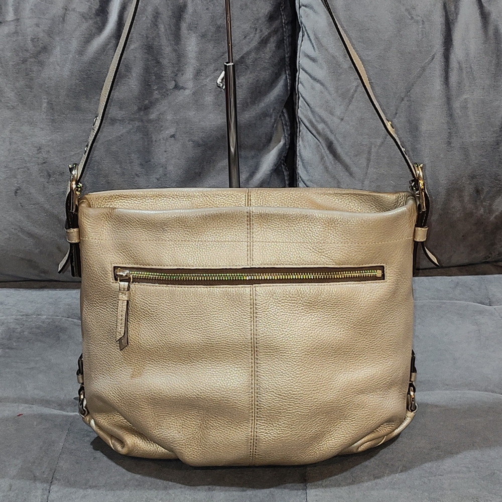 EUC COACH BEIGE/GOLD METALLIC PEBBLED LEATHER HOBO BAG ADJUSTABLE BUCKLE STRAP - Picture 4 of 15